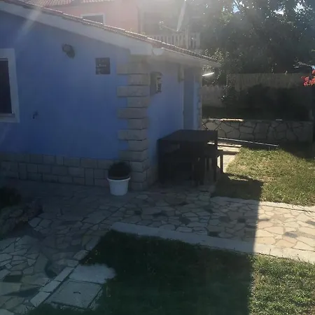For Families With Children Vinez, - 15826